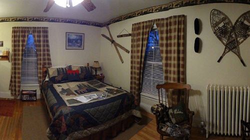The Young House Bed And Breakfast Millinocket Luaran gambar